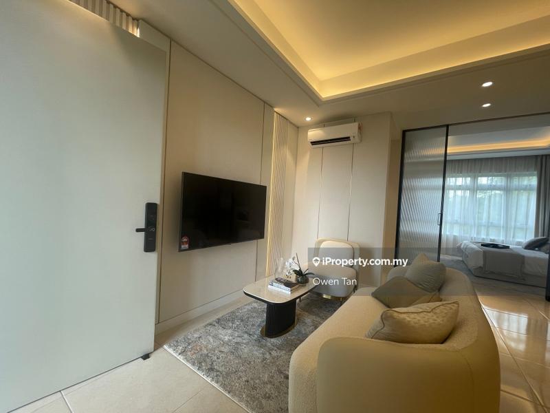 Pangsapuri untuk Dijual di Adison Serviced Apartments @ W City Larkinton Johor Bahru oleh Owen Tan - iProperty.com.my