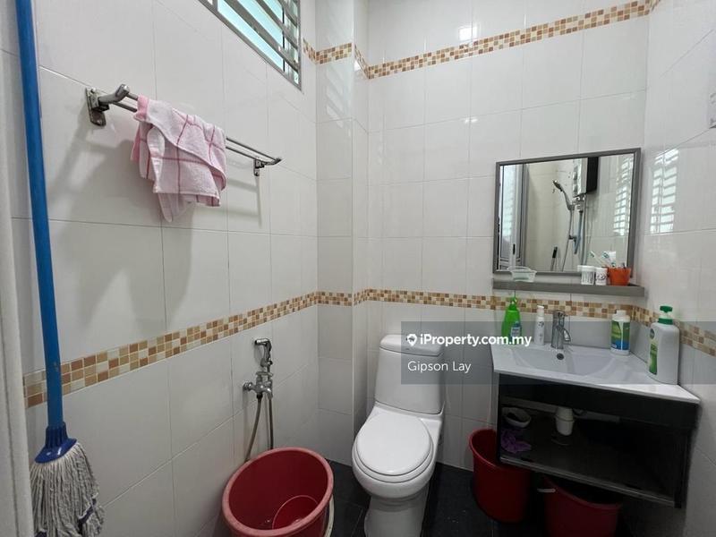 2-storey Terraced House for Sale in sxj1y, Kluang by Gipson Lay - iProperty.com.my
