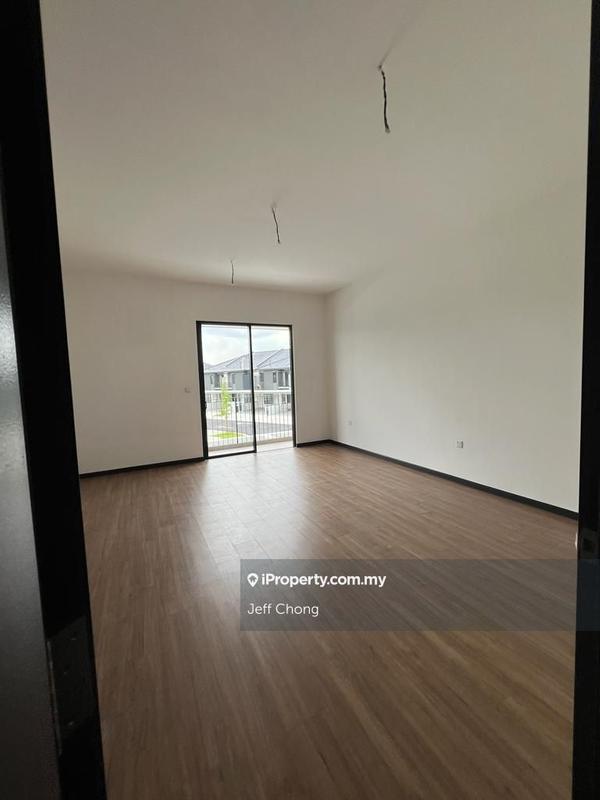 Rumah Berangkai 2 Tingkat untuk Dijual di Telok Panglima Garang, Selangor oleh Jeff Chong - iProperty.com.my