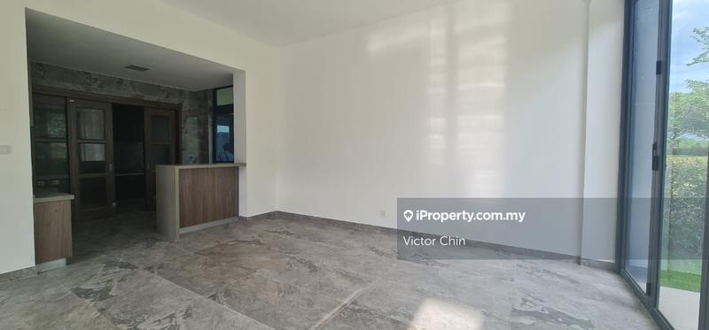 Rumah Berangkai 3 Tingkat untuk Dijual di Forest City Golf Resort Villa, Johor Bahru oleh Victor Chin - iProperty.com.my