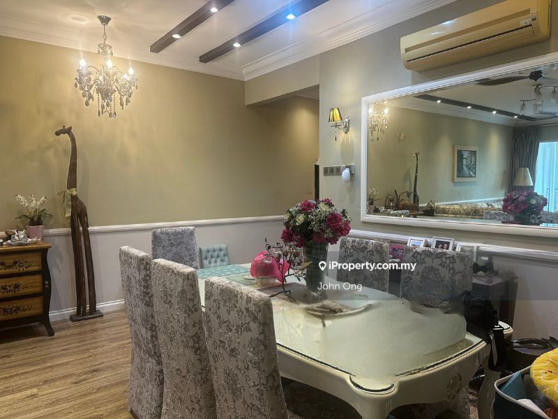 For Sale - La Grande Kiara