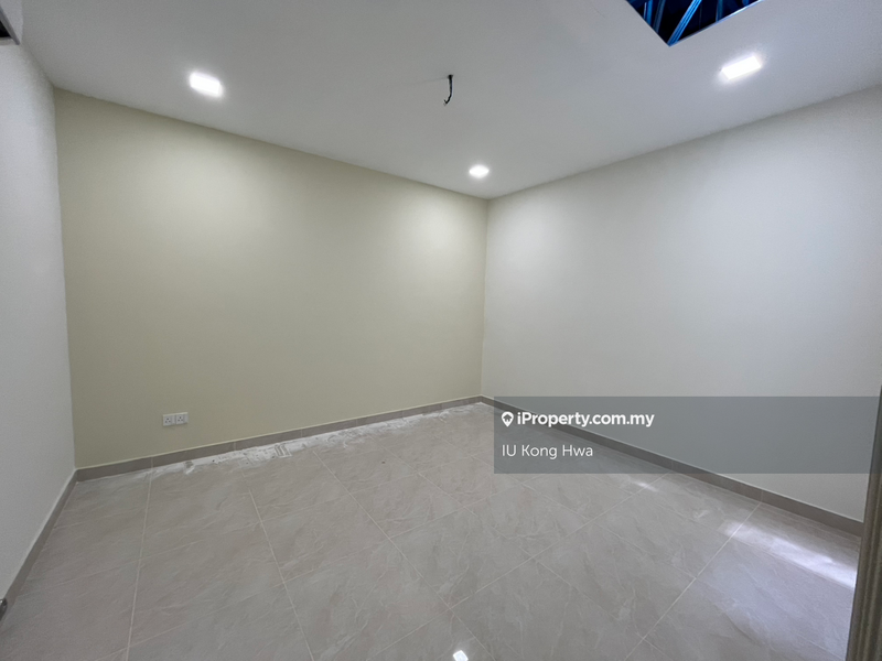 2-storey Terraced House for Sale in Bandar Baru Sri Petaling, Sri Petaling by IU Kong Hwa - iProperty.com.my