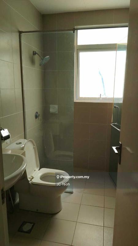 Kondominium untuk Disewa di Amaya Saujana oleh JC Teoh - Bathroom - iProperty.com.my