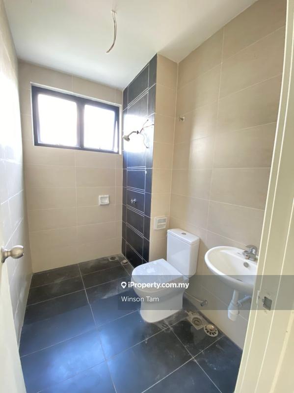 3-storey Terraced House for Sale in Lakeclub Parkhomes Rawang, Rawang by Winson Tam - iProperty.com.my