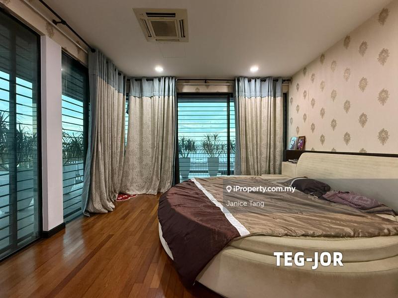 Rumah Berangkai 3.5 Tingkat untuk Dijual di Duta Villa, Setia Alam oleh Janice Tang - iProperty.com.my