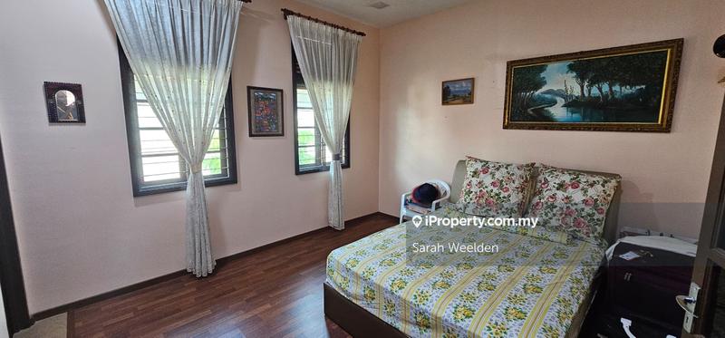 Bungalow House for Sale in Bungalow Facing Lake Laman Kemboja Kota Seriemas, Nilai by Sarah Weelden - iProperty.com.my