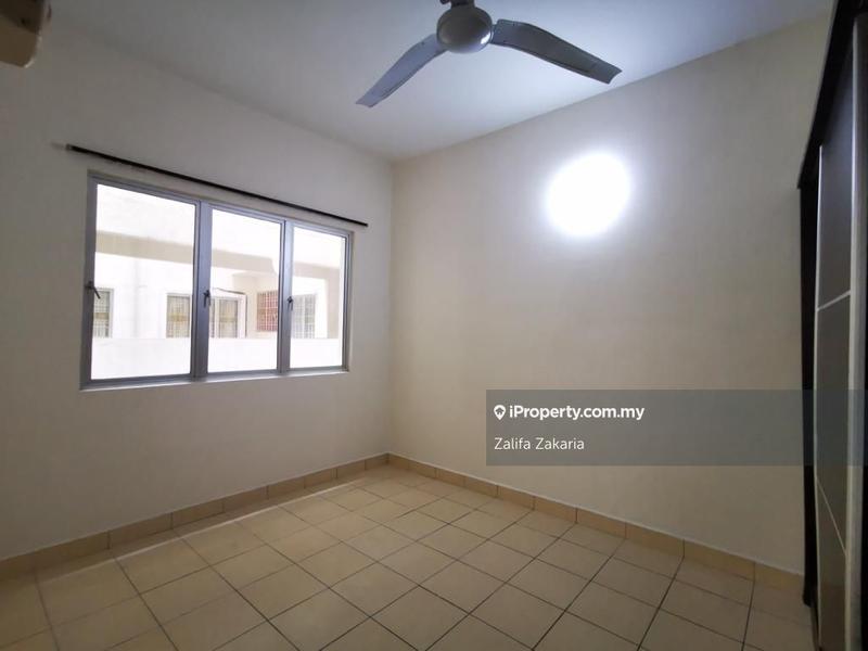 Apartment for Sale in Serdang Villa Apartment by Zalifa Zakaria - iProperty.com.my