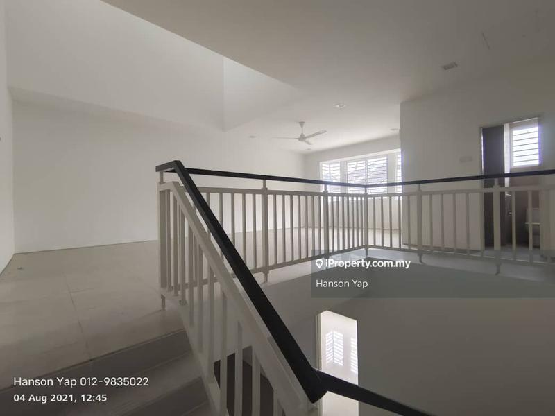 Rumah Berangkai 3 Tingkat untuk Dijual di Taman Mesra Utama, Seri Kembangan oleh Hanson Yap - iProperty.com.my