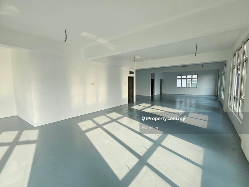 Shop / Office untuk Disewa di Taman Cahaya Alam, Shah Alam oleh Alvin Lee - iProperty.com.my