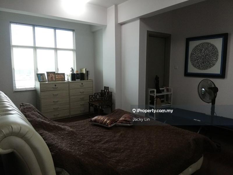 Kediaman Servis untuk Dijual di Subang Olives Residence oleh Jacky Lin - iProperty.com.my