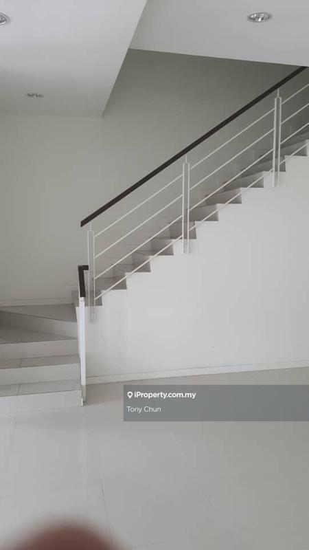 Rumah Berangkai 3 Tingkat untuk Dijual di Taman Seri Segar, Semenyih oleh Tony Chun - iProperty.com.my