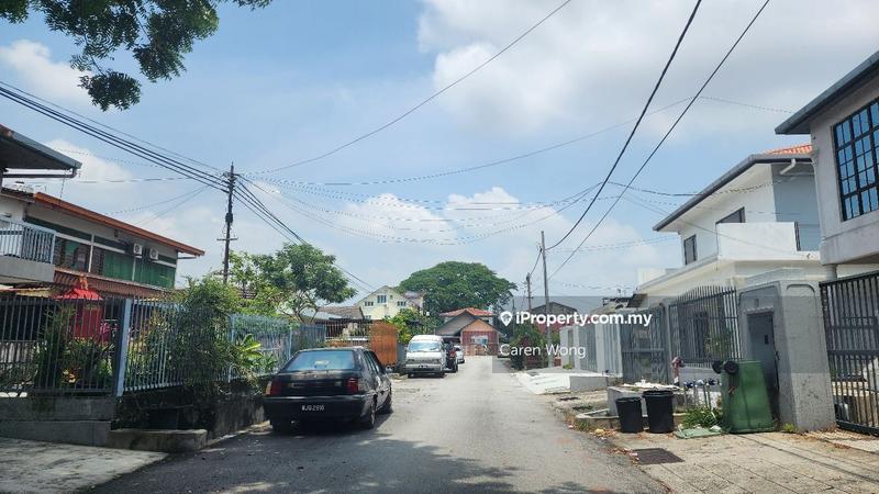 Bungalow Land for Sale in Taman Petaling Utama, Petaling Jaya by Caren Wong - iProperty.com.my