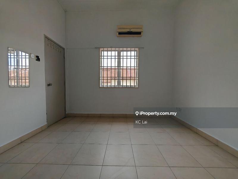 Rumah Teres 2-Tingkat untuk Dijual di Garden City Homes, Seremban 2 oleh KC Lai - iProperty.com.my