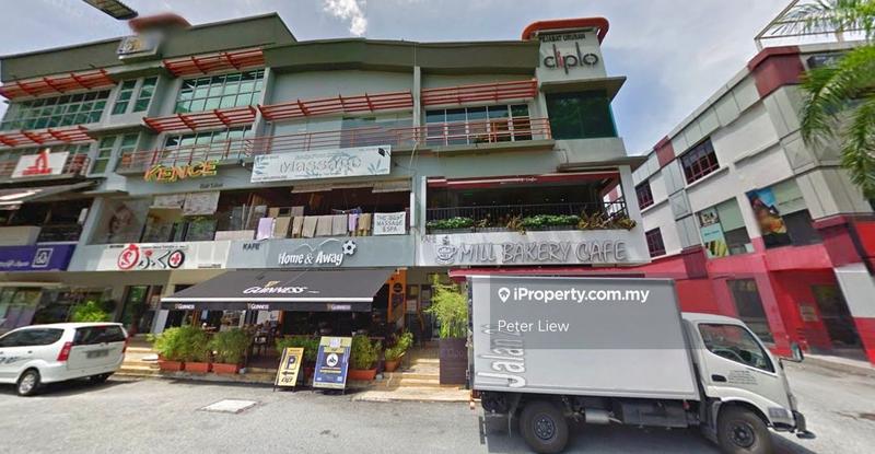 For Sale - RARE UNIT DESA SRI HARTAMAS, PRIME AREA, FREEHOLD, FULLY TENANTED, GOOD POTENTIAL ROI