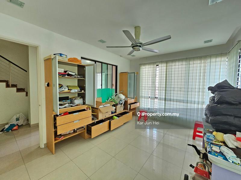 Semi-Detached House for Sale in Taman Hijauan Residen, Hulu Langat by Kar Jun Hei - iProperty.com.my