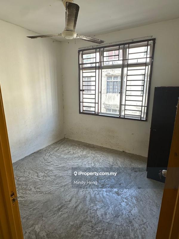 For Sale - Flat Bukit Indah