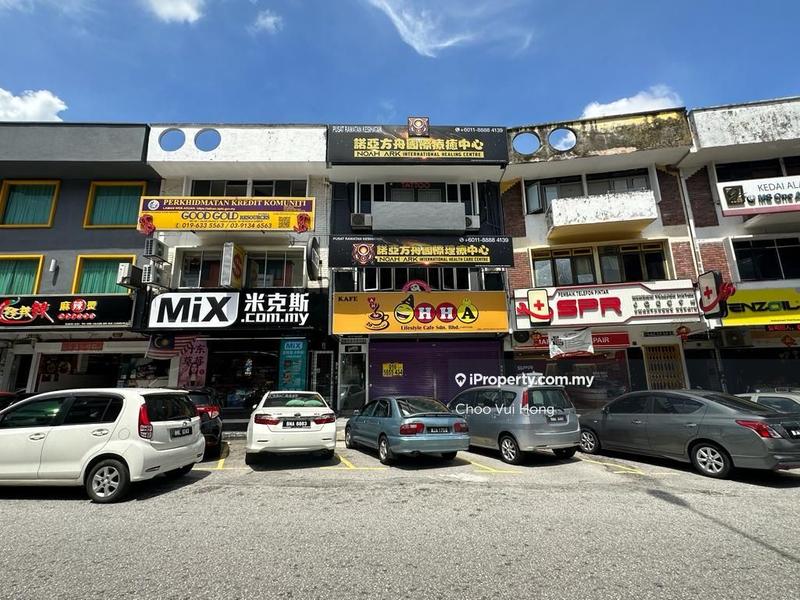 For Sale - Cheras Taman Segar 3.5 Storey Shop Fully Tenanted