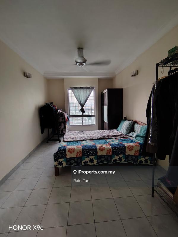 Condominium for Sale in Amadesa Resort Condominium by Rain Tan - iProperty.com.my