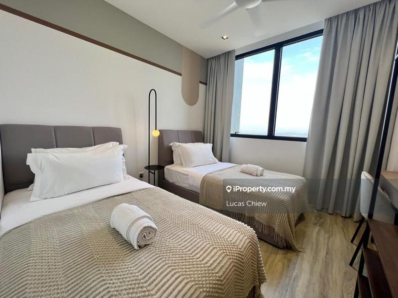 For Sale - Lumi Tropicana