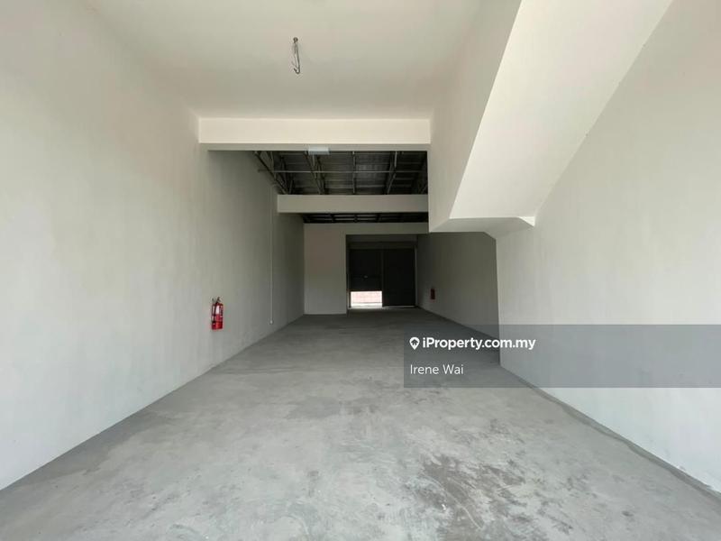 Kilang Teres untuk Disewa di 1.5 storey shop Factory @Off Jalan Kuala Kangsar, Ipoh oleh Irene Wai - iProperty.com.my