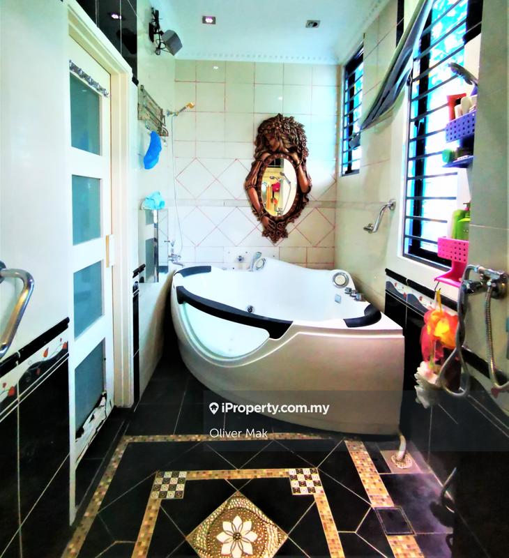 Semi-Detached House for Sale in Taman Yarl, Jalan Klang Lama (Old Klang Road) by Oliver Mak - iProperty.com.my