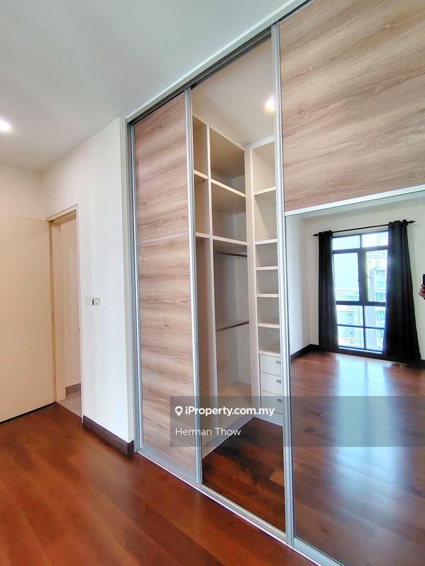 Service Residence for Sale in Isola by Herman Thow - iProperty.com.my