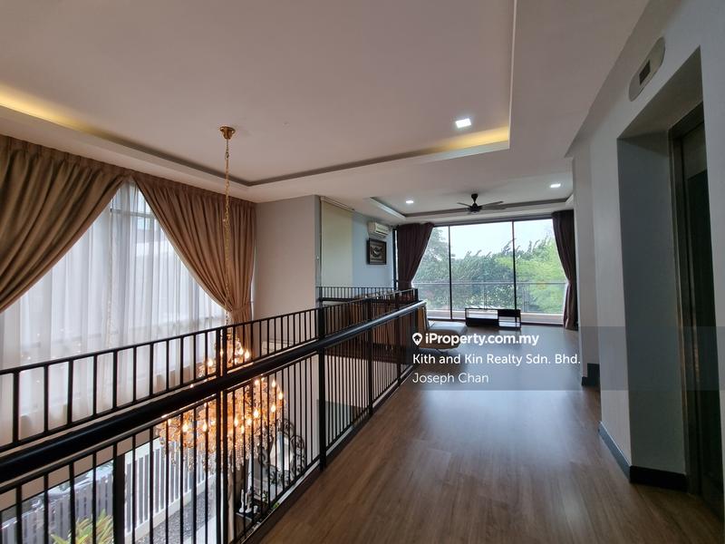 Rumah Teres 3-Tingkat untuk Dijual di Laman Glenmarie, Shah Alam oleh Joseph Chan - iProperty.com.my