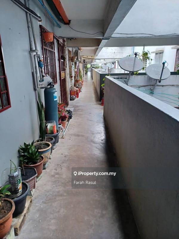 For Sale - Taman Petaling Utama Flat