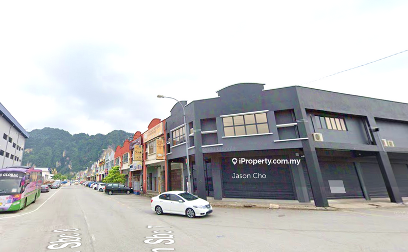 Kilang Teres untuk Dijual di FREEHOLD, 9000SF BUILT UP WITH CARGO LIFT, Batu Caves oleh Jason Cho - iProperty.com.my
