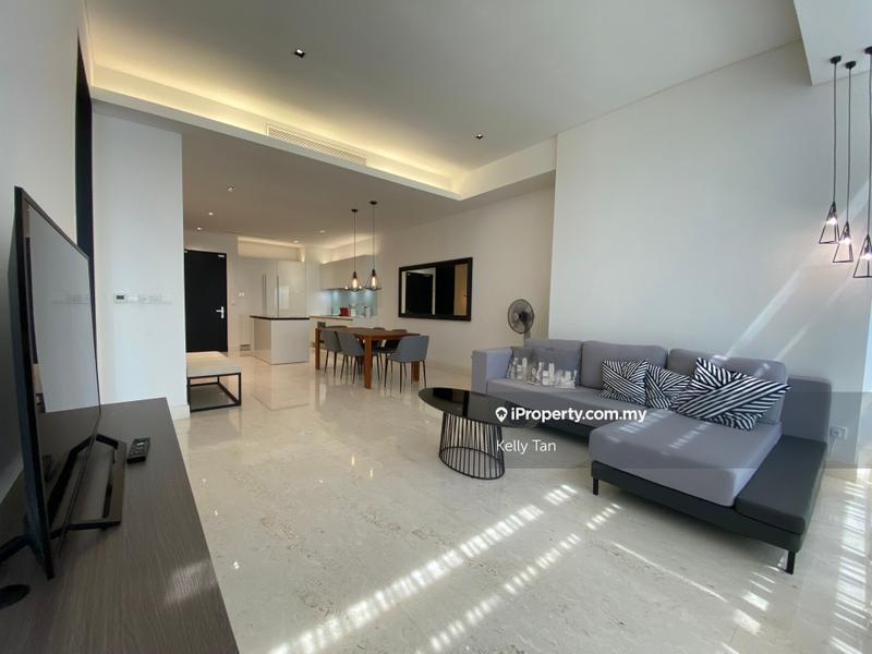 For Sale - Banyan Tree Signatures