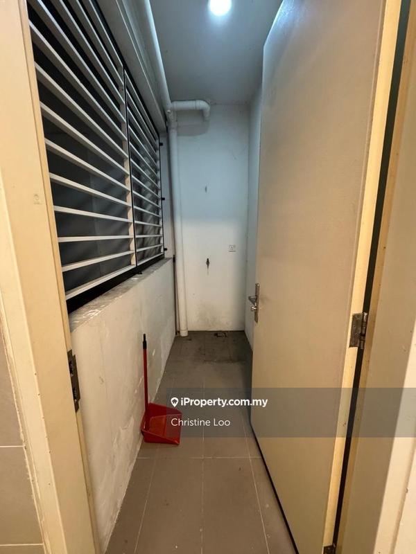 Service Residence for Sale in Nova Saujana by Christine Loo - iProperty.com.my