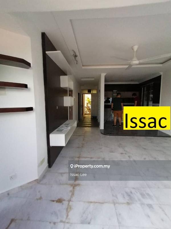 For Sale - Marina Tower (Ratu Mutiara)