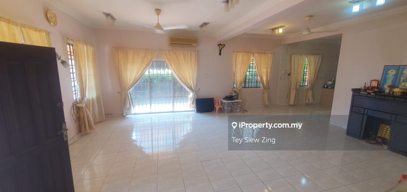 Semi-Detached House for Sale in Taman Bukit Serdang, Seri Kembangan by Tey Siew Zing - iProperty.com.my