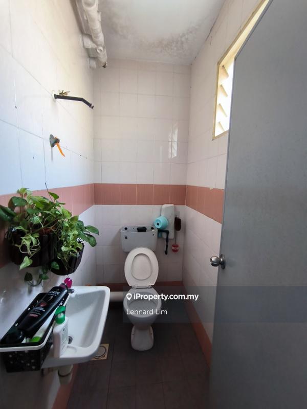 Apartment for Sale in Mentari Court by Lennard Lim - iProperty.com.my