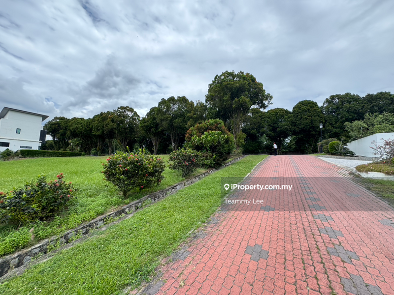 Residential Land for Sale in Mines Resort City, Seri Kembangan by Teammy Lee - iProperty.com.my