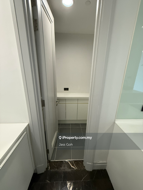 Service Residence for Sale in St Regis by Jass Goh - iProperty.com.my