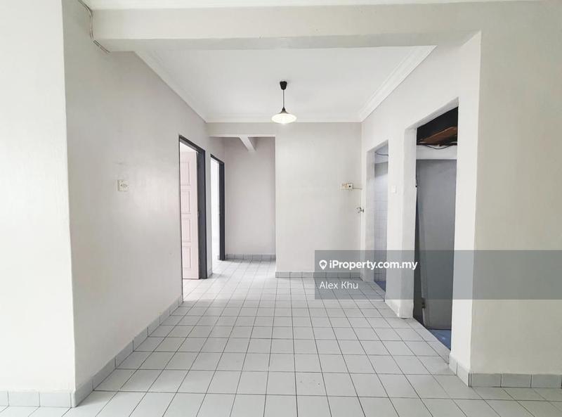 For Sale - Rumah Pangsa Permas Jaya