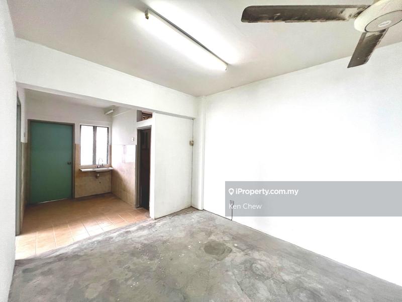 Rumah Flat untuk Dijual di Pandan Ria (Block D) oleh Ken Chew - iProperty.com.my