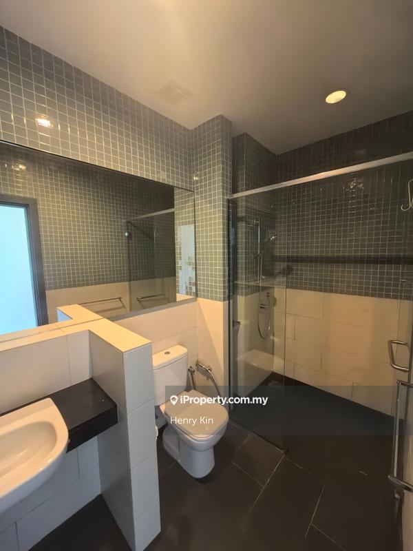 Rumah Berangkai 2 Tingkat untuk Dijual di Casaman, Desa Parkcity oleh Henry Kin - iProperty.com.my