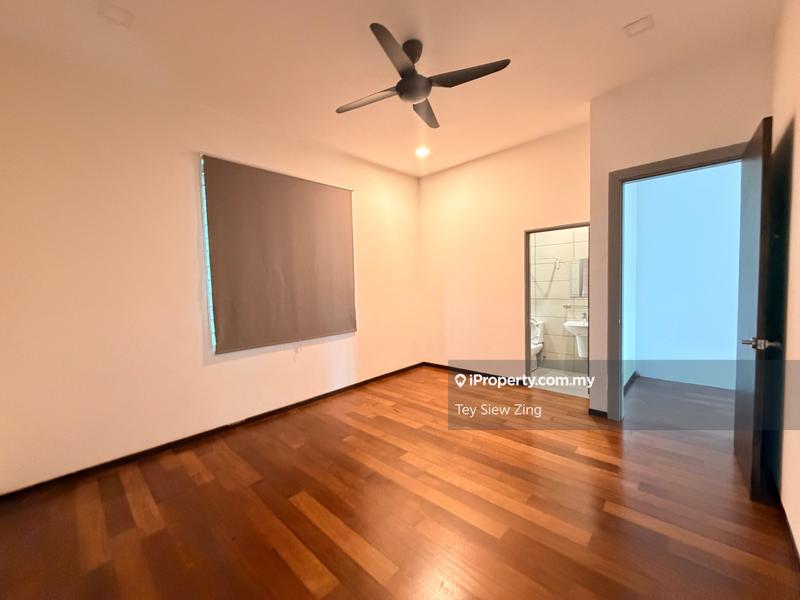 Rumah Berkembar untuk Dijual di Taman Bukit Serdang, Seri Kembangan oleh Tey Siew Zing - iProperty.com.my