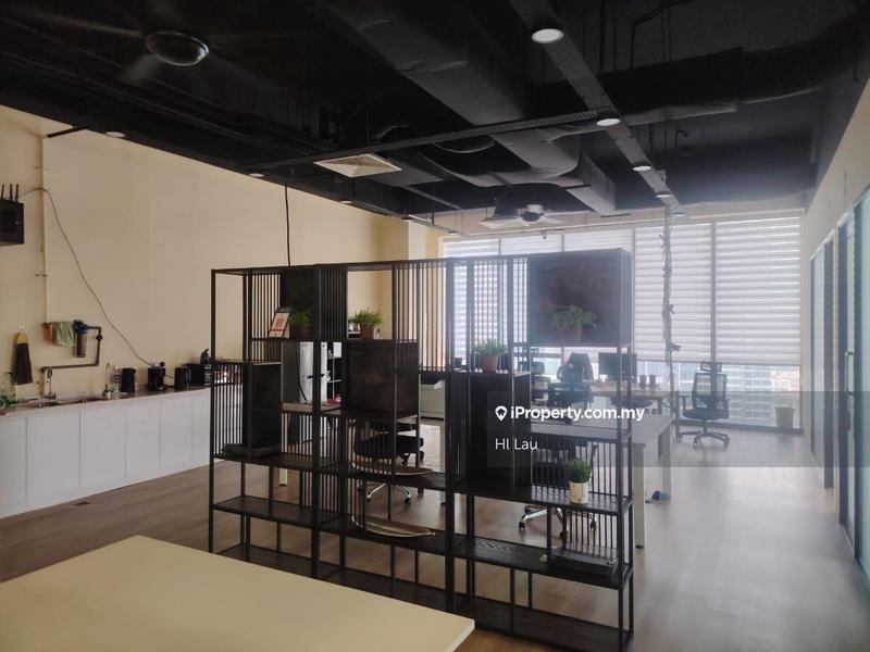 For Rent - Renovated Spacious Corner Office @ EkoCheras Mall