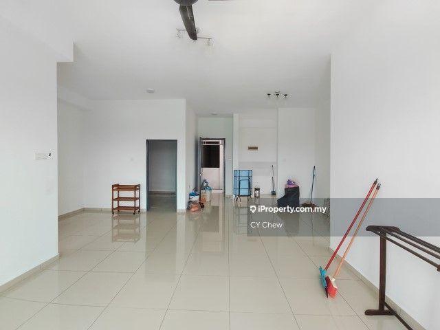 Service Residence for Sale in D'carlton (Residensi Seri Mega) by CY Chew - iProperty.com.my