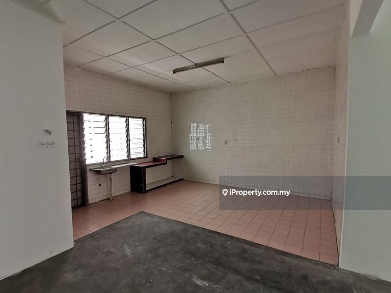 Shop / Office untuk Disewa di Seksyen 28, Taman Alam Megah, Shah Alam oleh Tony Tan - iProperty.com.my