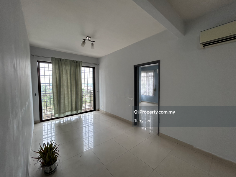 Condominium for Rent in Royal Domain Sri Putramas 2 by Terry Lee - iProperty.com.my