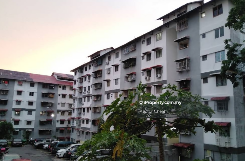 For Sale - Segar Apartments