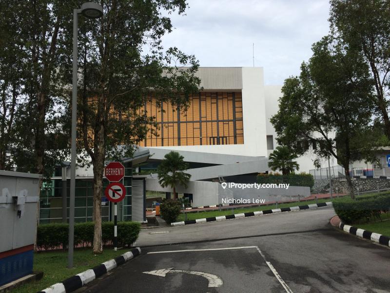 Kondominium untuk Dijual di Bayan Villa, Seri Kembangan oleh NK Lew - Exterior - iProperty.com.my
