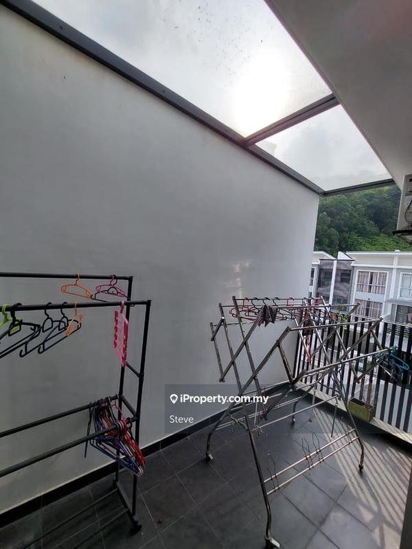 3-storey Terraced House for Sale in BAYU HEIGHT 1 SERDANG BALAKONG SERI KEMBANGAN, Seri Kembangan by Steve - iProperty.com.my