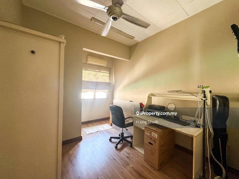 2-storey Terraced House for Sale in Taman Kelana Idaman, Ara Damansara by Haziq Shuib - iProperty.com.my