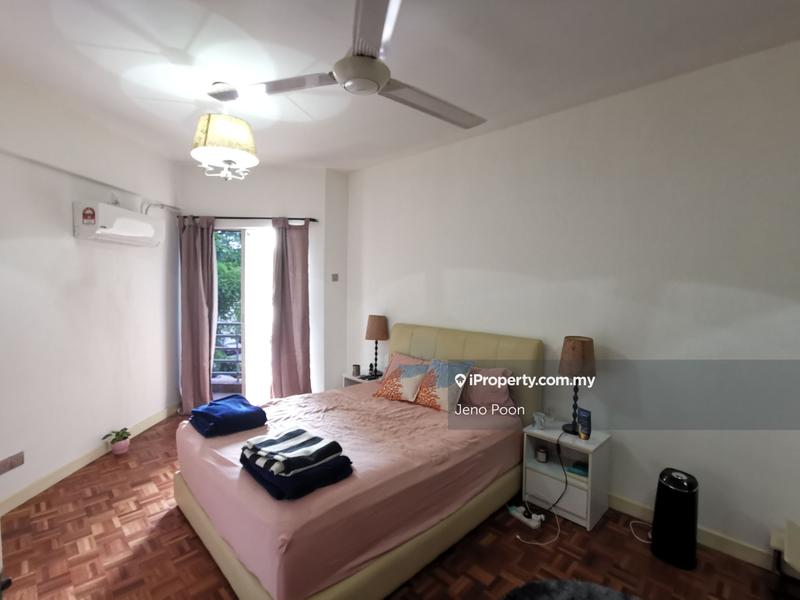 Condominium for Sale in Desarina Condominium by Jeno Poon - iProperty.com.my
