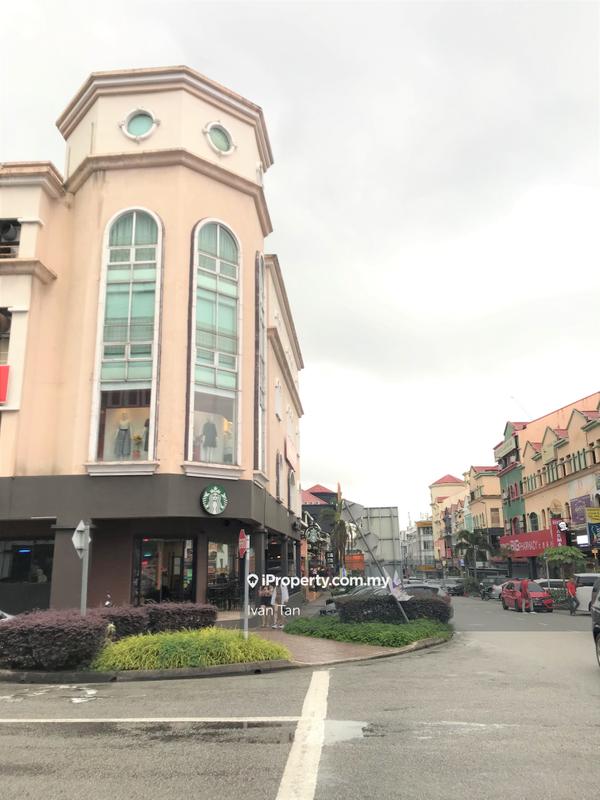 For Sale - 4 Storey Corner Shop ,Lift,Dataran Sunway,Sunway Giza Mall,Kota Damansara